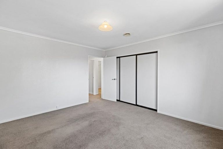 Photo of property in 2/94a Condell Avenue, Papanui, Christchurch, 8053