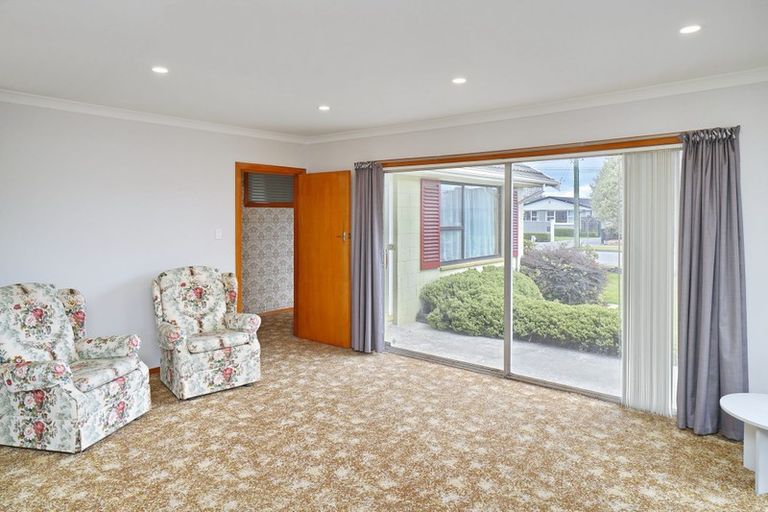 Photo of property in 88 Cotswold Avenue, Bishopdale, Christchurch, 8053