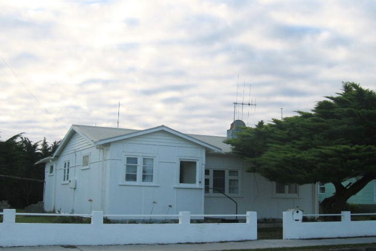 Photo of property in 29 Moana Street, Otaki Beach, Otaki, 5512