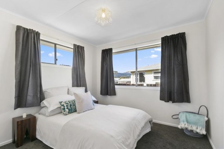 Photo of property in 22 Hamstead Street, Wainuiomata, Lower Hutt, 5014