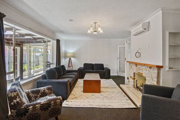 Photo of property in 76 Sawyers Arms Road, Northcote, Christchurch, 8052