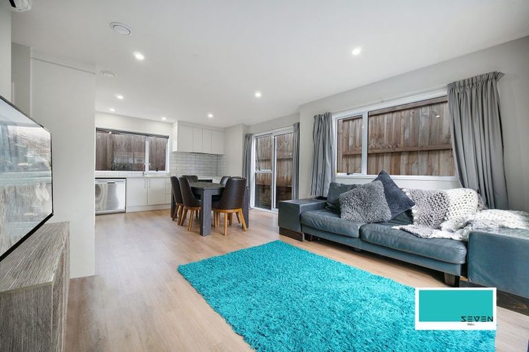 Photo of property in 147b Astley Avenue, New Lynn, Auckland, 0600