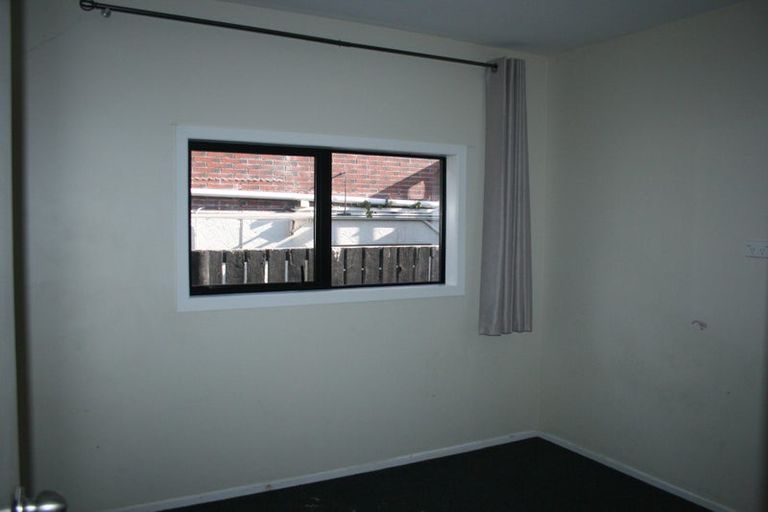 Photo of property in 24b Walsh Road, Westown, New Plymouth, 4310