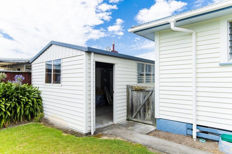 Photo of property in 9 Leon Street, Riverdale, Gisborne, 4010