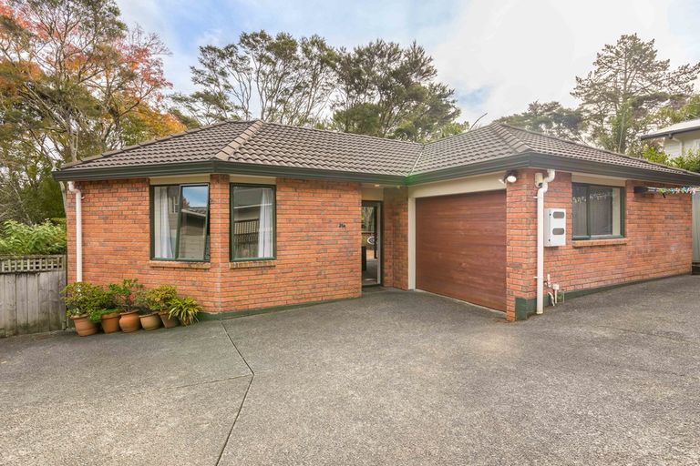Photo of property in 31a Konini Road, Titirangi, Auckland, 0604