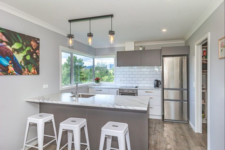 Photo of property in 33 Glade Park Lane, Shannon, Palmerston North, 4474