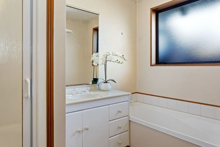 Photo of property in 5 Cunningham Place, Halswell, Christchurch, 8025