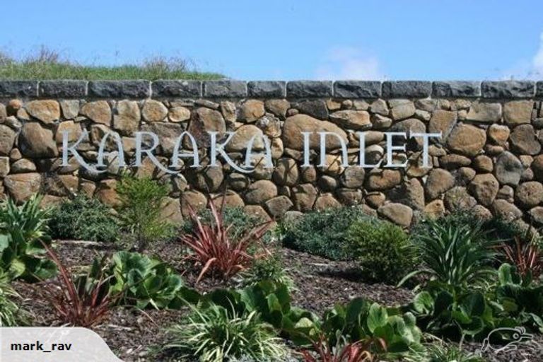 Photo of property in 5 Capriole Crescent, Kingseat, Papakura, 2580