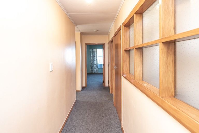 Photo of property in 7 Cornfoot Street, Castlecliff, Whanganui, 4501