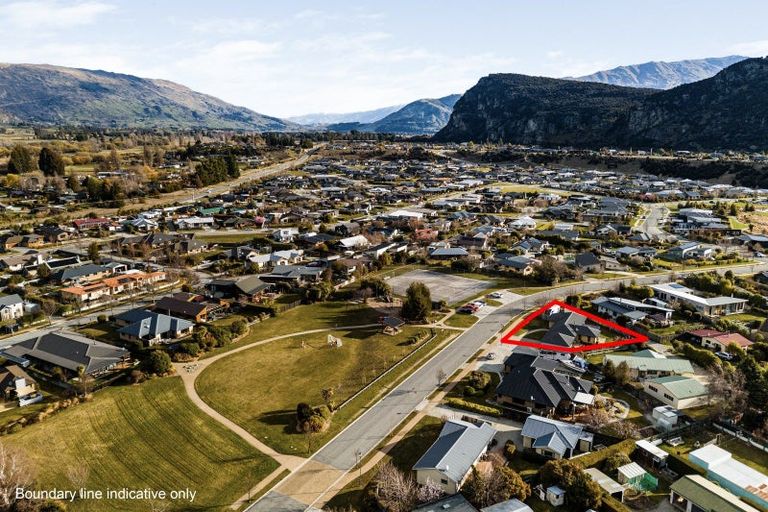 Photo of property in 44 Dale Street, Albert Town, Wanaka, 9305