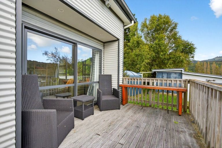 Photo of property in 5528 Castlepoint Road, Tinui, Masterton, 5889