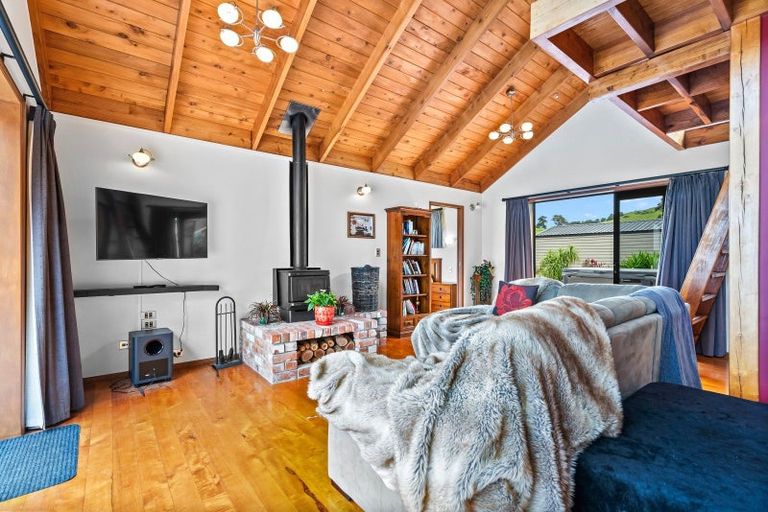 Photo of property in 178 Ngahau Bay Road, Helena Bay, Hikurangi, 0184