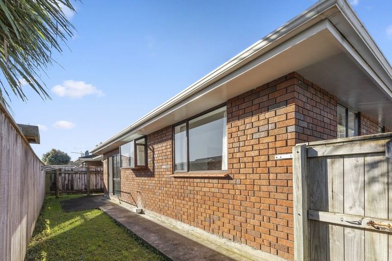 Photo of property in 2/10 Waitui Crescent, Waiwhetu, Lower Hutt, 5010