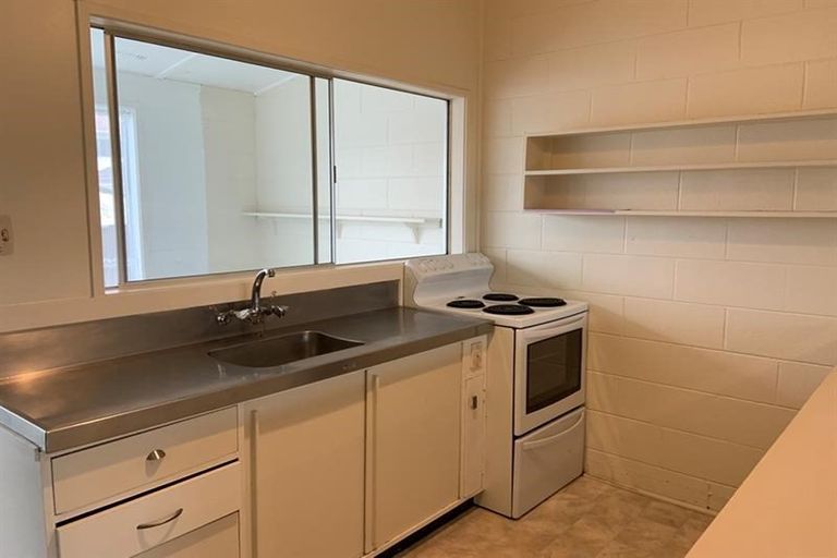 Photo of property in 3/34 Mill Road, Regent, Whangarei, 0112