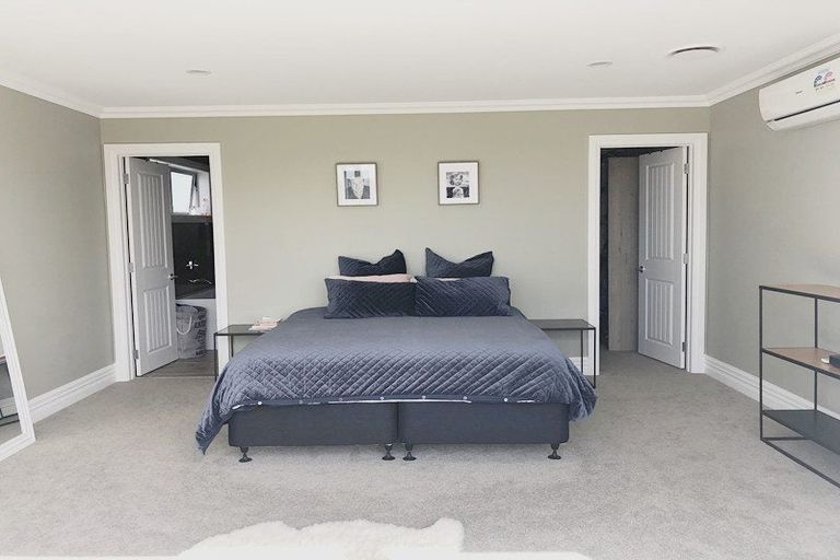 Photo of property in 39 Headland Drive, Long Bay, Auckland, 0630