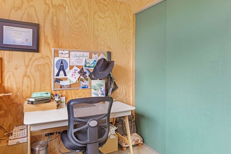 Photo of property in 25 Devon Street, Riversdale, 9776