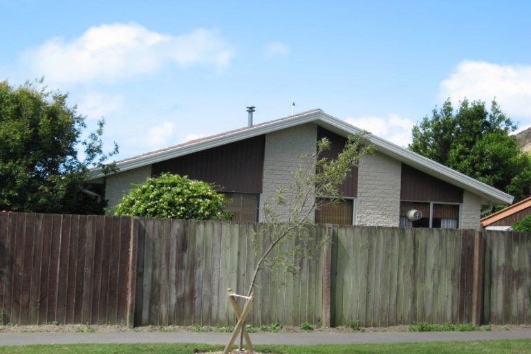 Photo of property in 2/3 Cascade Place, Sumner, Christchurch, 8081