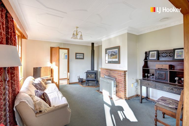 Photo of property in 36 Glen Road, Mornington, Dunedin, 9011