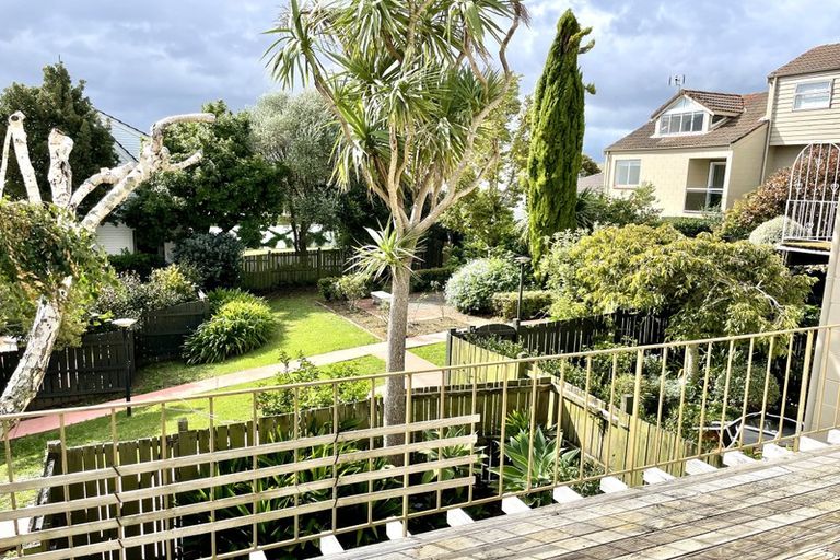 Photo of property in 11/8 Hamilton Road, Herne Bay, Auckland, 1011