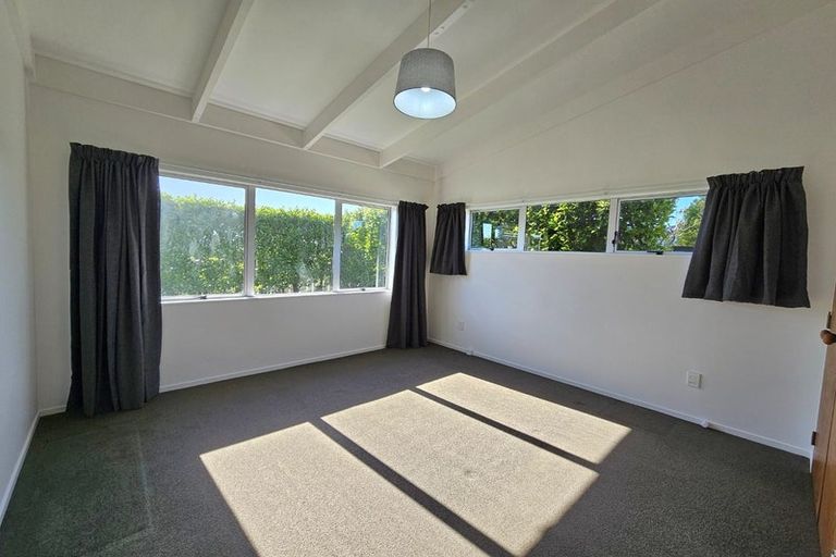 Photo of property in 18a Trimble Place, Bell Block, New Plymouth, 4312