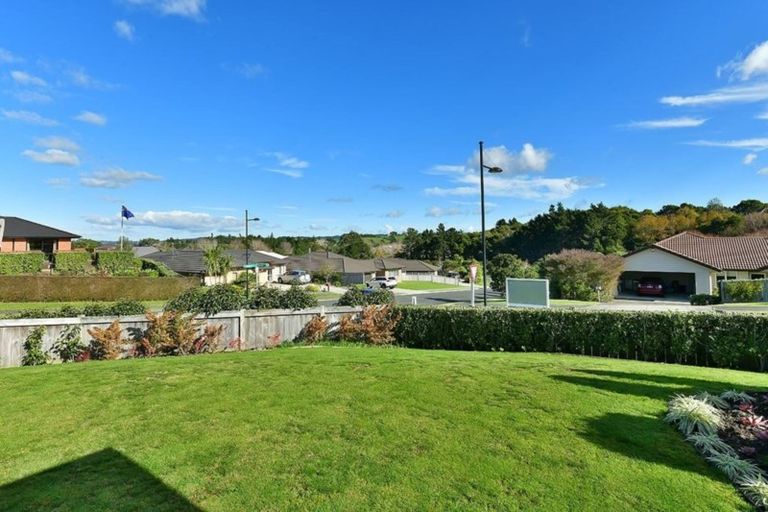 Photo of property in 1 Hewson Drive, Snells Beach, 0920