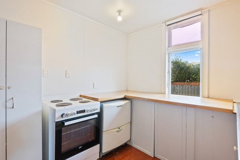 Photo of property in 42 Durham Street, Levin, 5510