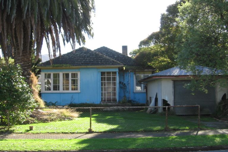 Photo of property in 7 Petherick Street, Taita, Lower Hutt, 5011