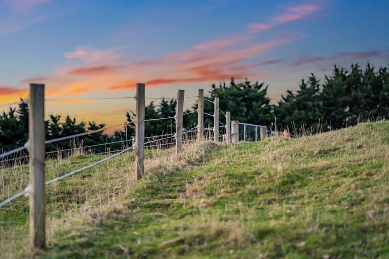 Photo of property in 105a Bradey Road, Pauatahanui, Porirua, 5381