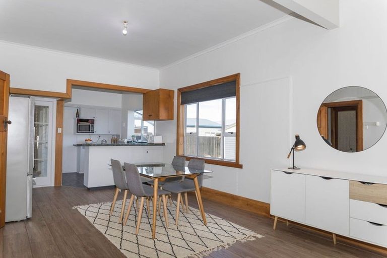 Photo of property in 5 Alexandra Street, Dannevirke, 4930