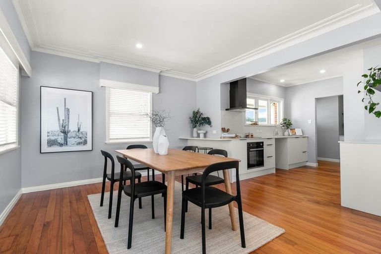 Photo of property in 132a Coronation Road, Mangere Bridge, Auckland, 2022