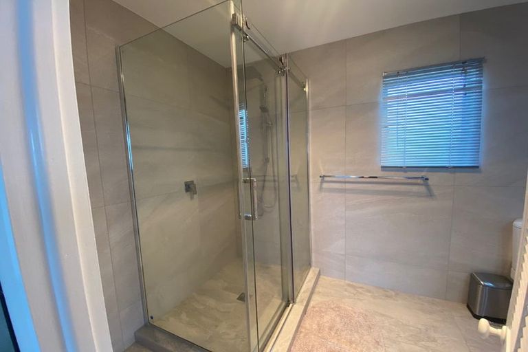 Photo of property in 11 Bexley Place, Pahurehure, Papakura, 2113