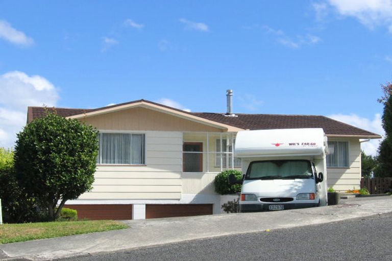 Photo of property in 29 Sunnyview Drive, Brown Owl, Upper Hutt, 5018