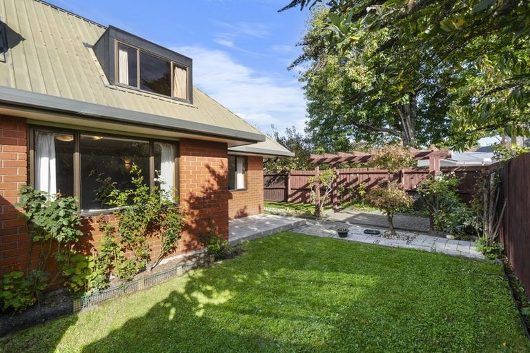 Photo of property in 203b Memorial Avenue, Burnside, Christchurch, 8053