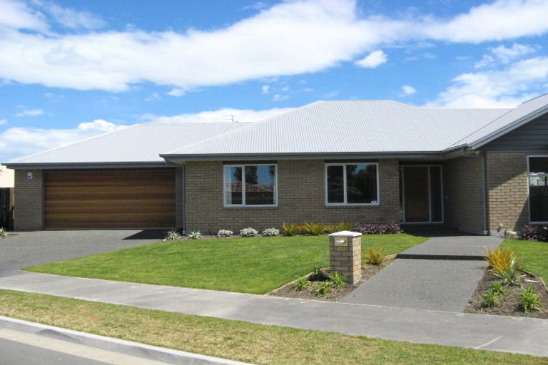 Photo of property in 101 Northwood Boulevard, Northwood, Christchurch, 8051