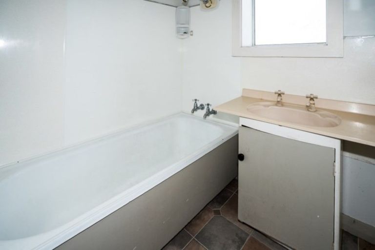 Photo of property in 1/17 Kerrs Road, Linwood, Christchurch, 8062