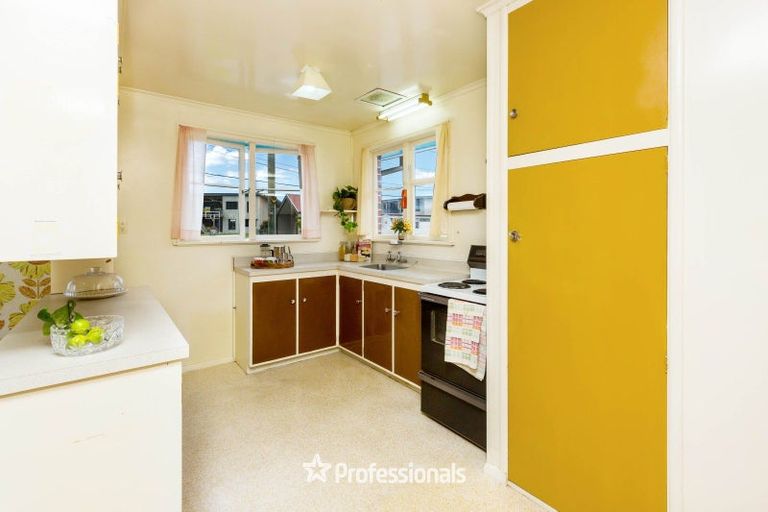 Photo of property in 47 Hikurangi Street, Trentham, Upper Hutt, 5018