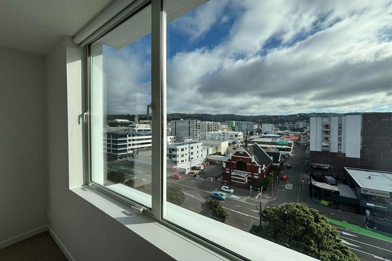 Photo of property in 702/32 Kent Terrace, Mount Victoria, Wellington, 6011