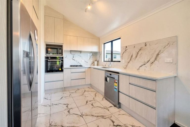 Photo of property in 39b Metcalfe Road, Ranui, Auckland, 0612