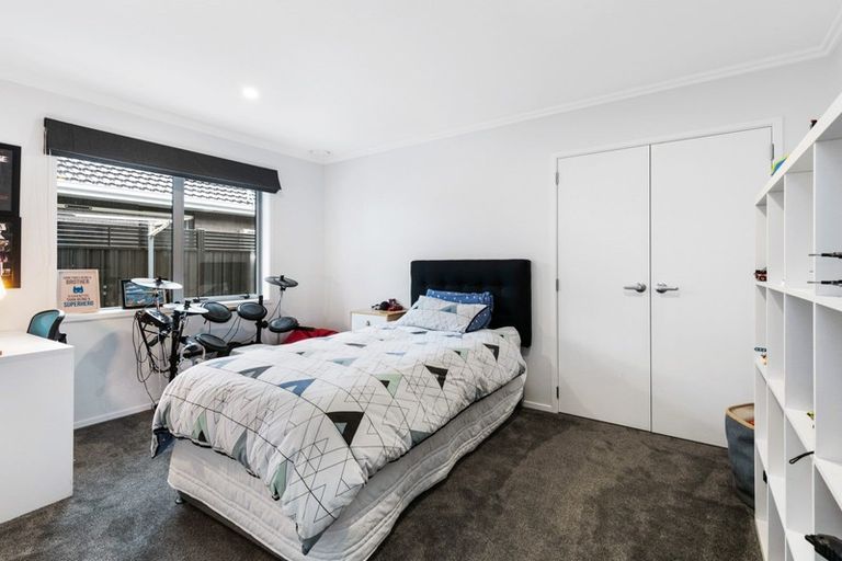 Photo of property in 4 Hopkirk Avenue, Wallaceville, Upper Hutt, 5018