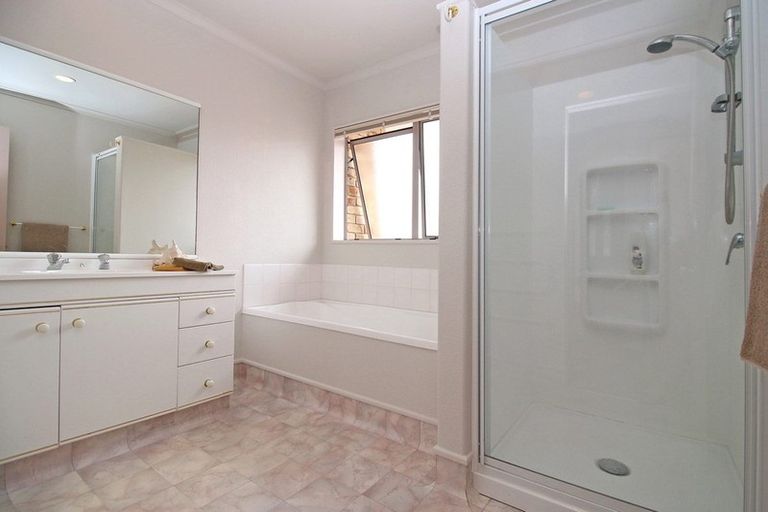 Photo of property in 71 Santa Monica Drive, Papamoa Beach, Papamoa, 3118