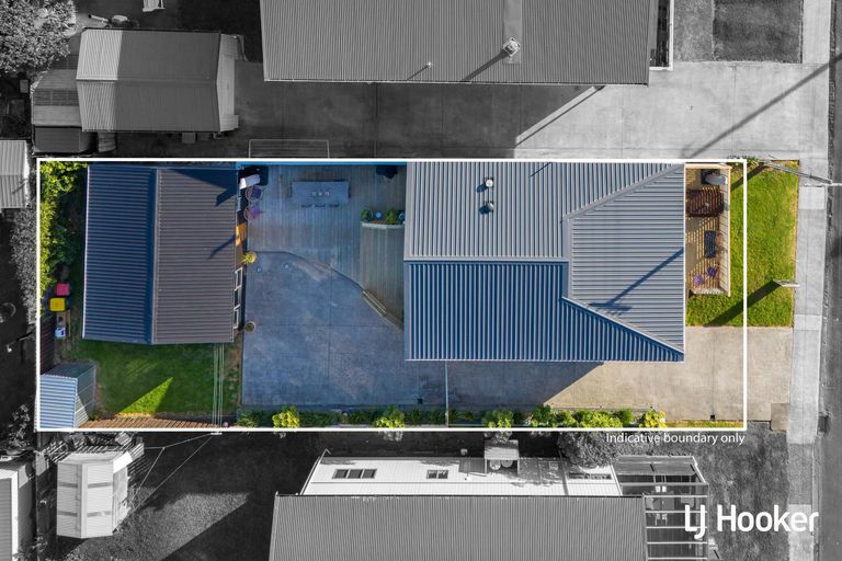 Photo of property in 17 Brighton Road, Waihi Beach, 3611