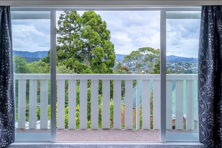 Photo of property in 265 Titirangi Road, Titirangi, Auckland, 0604