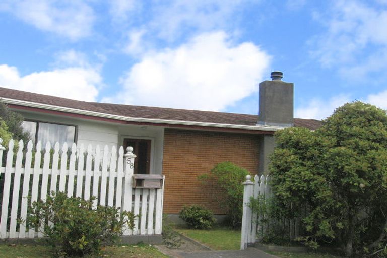 Photo of property in 58 Woodhouse Avenue, Karori, Wellington, 6012