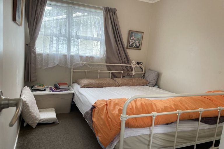 Photo of property in 96 Hutchinsons Road, Bucklands Beach, Auckland, 2014