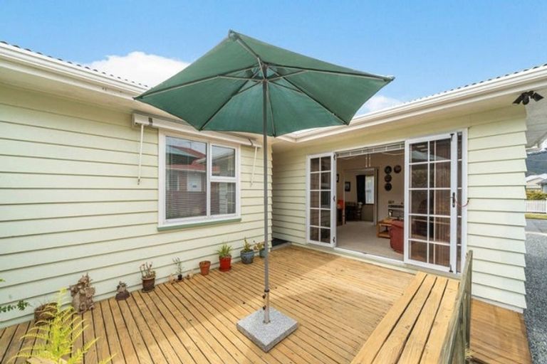 Photo of property in 219 Taita Drive, Avalon, Lower Hutt, 5011