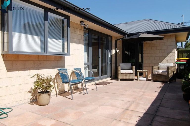 Photo of property in 26b Sawyers Arms Road, Northcote, Christchurch, 8052