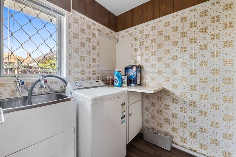 Photo of property in 2/75 Coronation Road, Papatoetoe, Auckland, 2025