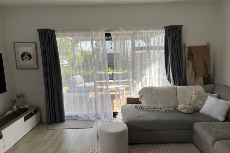 Photo of property in 22 Maramara Road, Whenuapai, Auckland, 0618