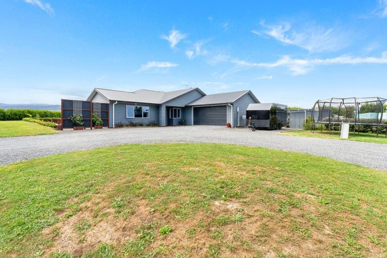 Photo of property in 49 Ohau Terraces, Ohau, Levin, 5570