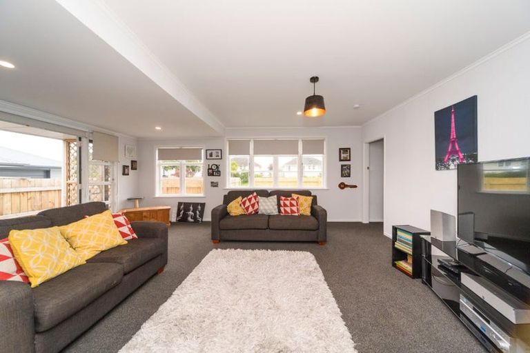 Photo of property in 2 Forth Terrace, Roslyn, Palmerston North, 4414
